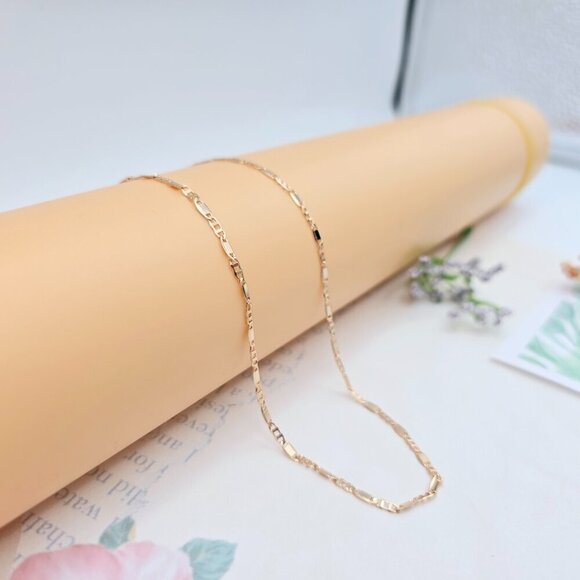 Rose Gold Figaro Chain Necklace with High Polish Finish - 44cm, XPNL0054 - Picture 4 of 12